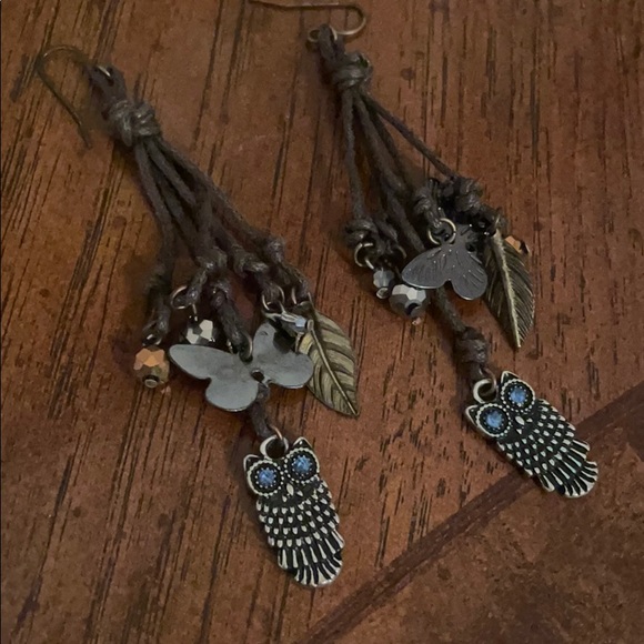 Earrings - Picture 3 of 3